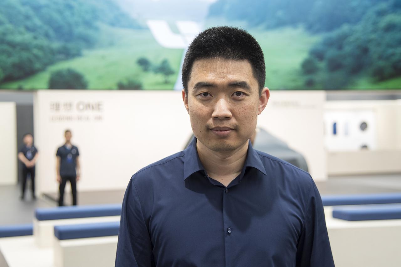 理想i8是理想汽车调整策略后，重回纯电市场的关键一步