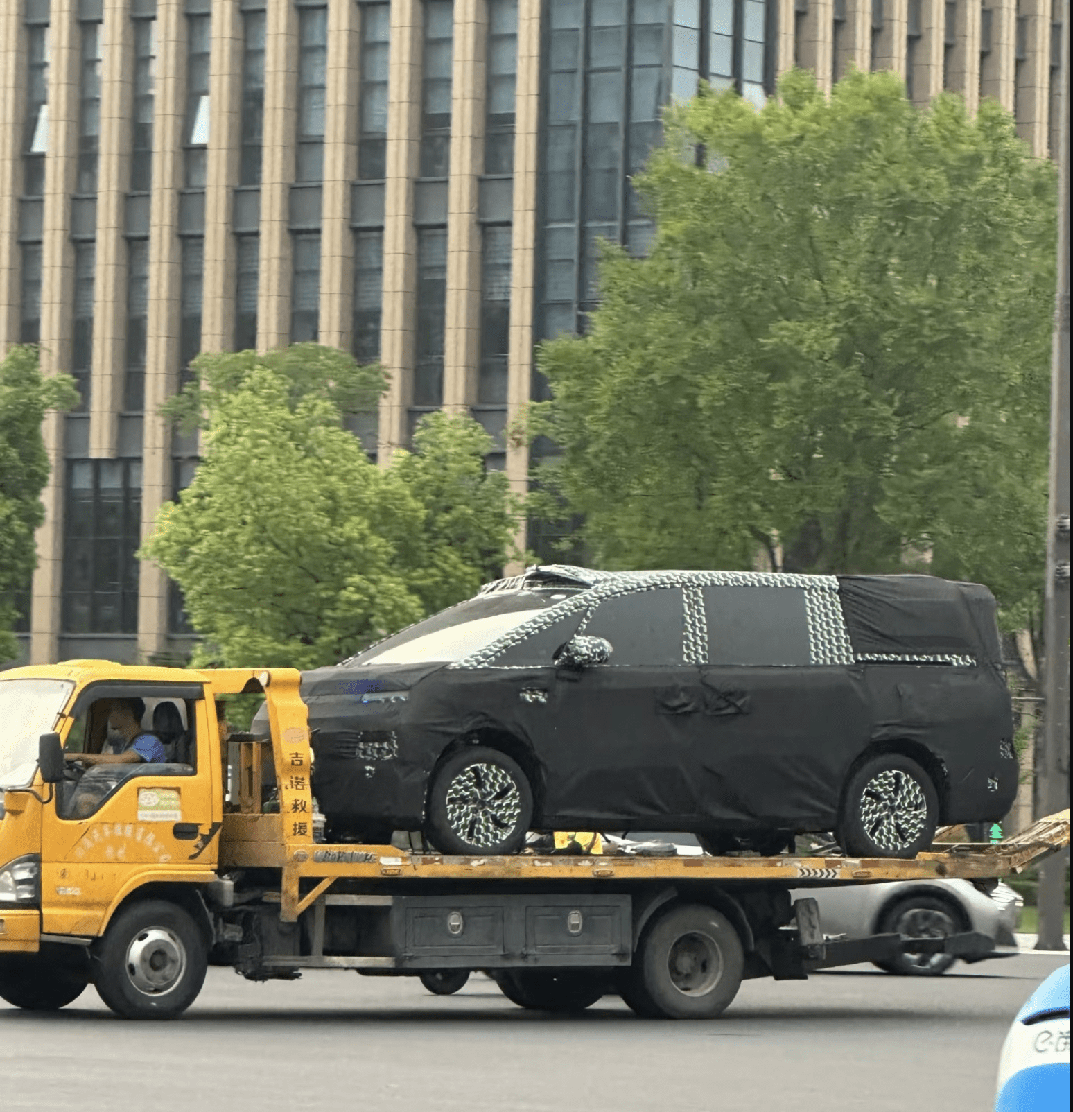 新能源汽车